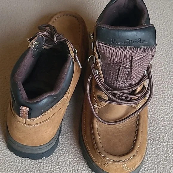 Youth Size 3 Thom McAn Leather Vintage Boots, Y2K - Picture 7 of 9